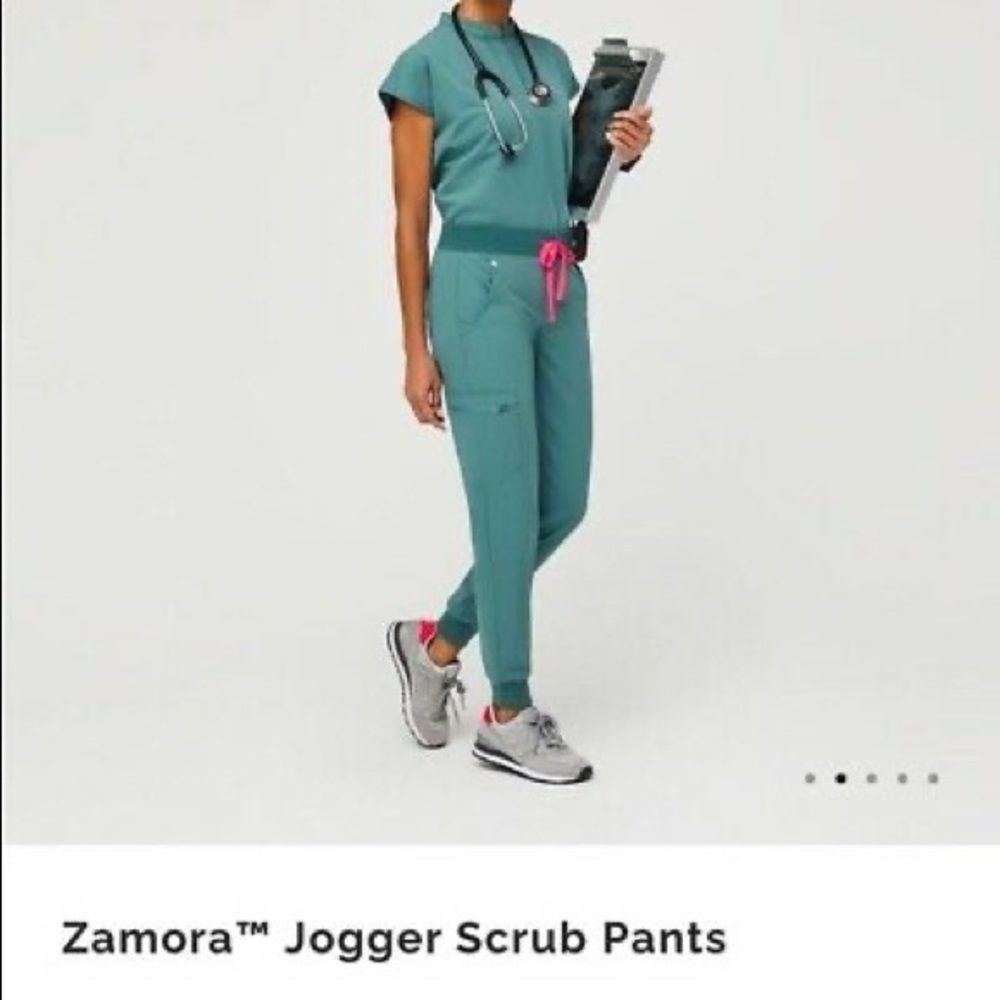 BNWT Figs hydrogreen tall zamora joggers